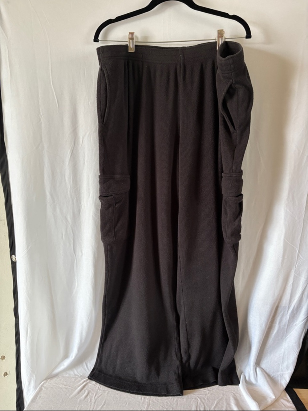 No Boundaries rubbed cargo pajama pants